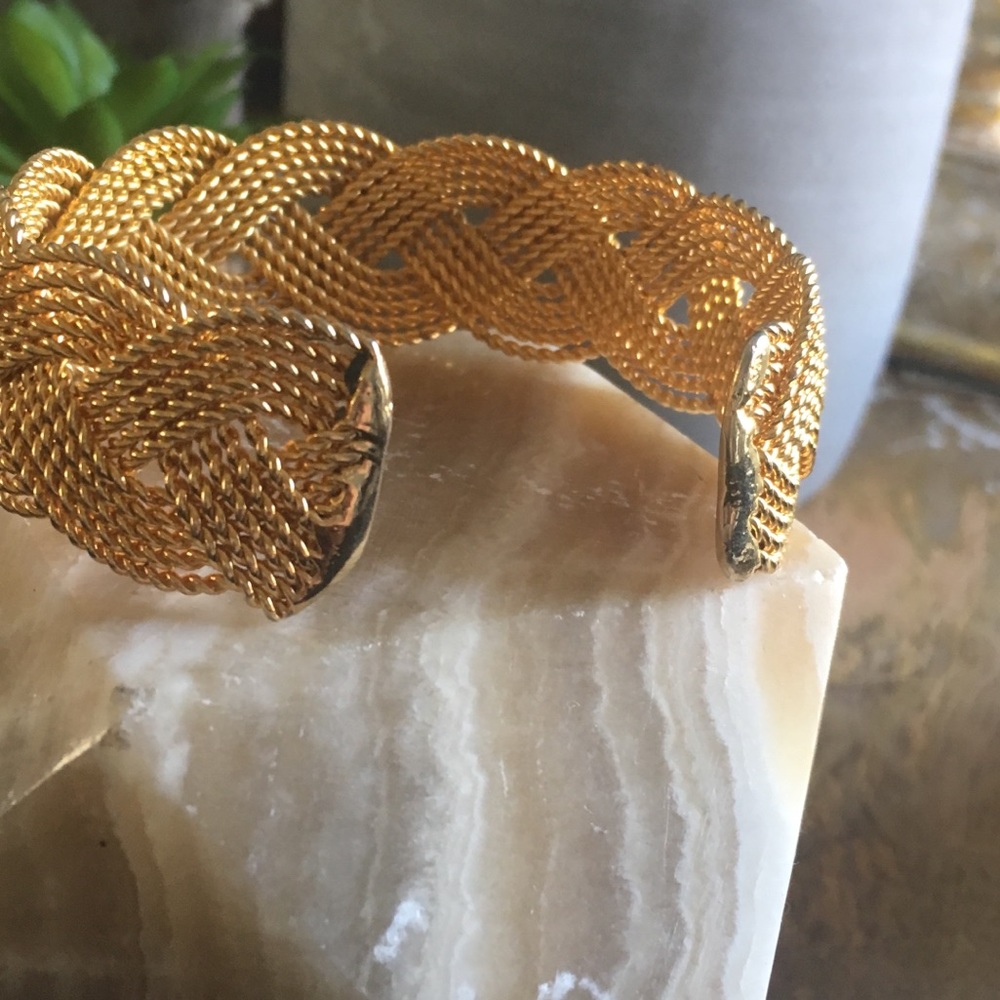 Gold bracelet